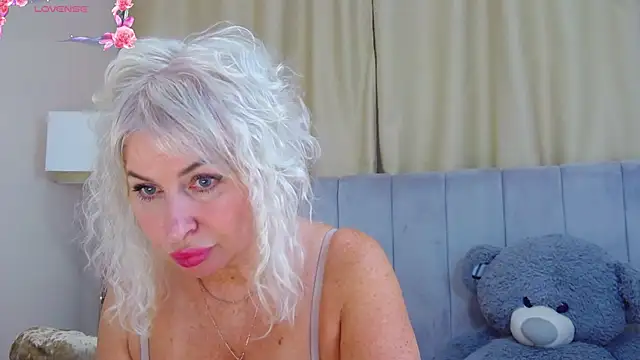 Barbie_Blond_ live XXX chat