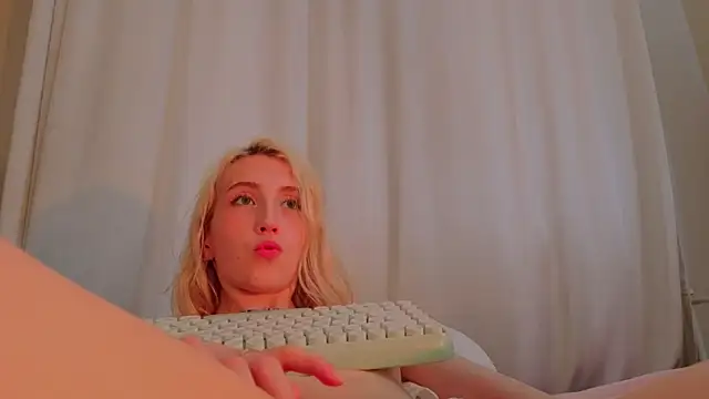 Elen__Moore – Live XXX-chat