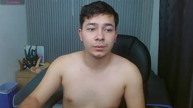แชท XXX สดของ Julian_Smith21