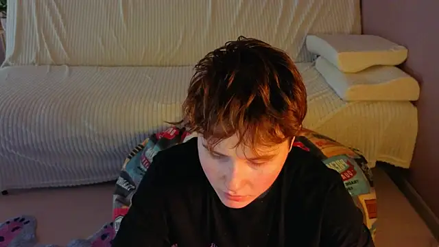 two_gerls_here's Live XXX Chat