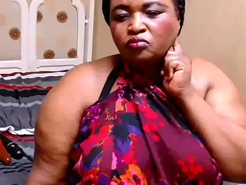 XXX chat uživo modela MatureNesh