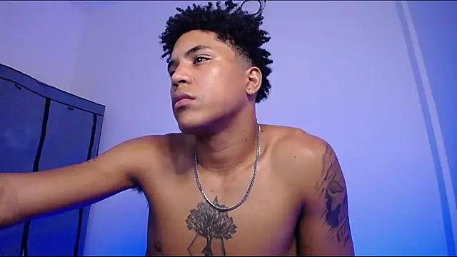 Czat XXX na żywo – LatinEvanoBBC