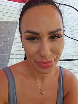 KatiaDivine's Live XXX Chat