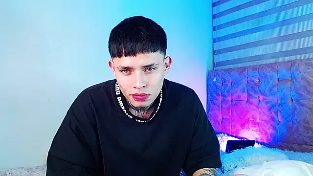 Онлайн чат XXX _justinmoon2