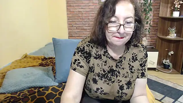 Chat XXX ao vivo de EvelyneFlirtyMilf