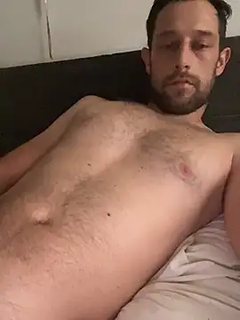 Fitboy1992: διαδικτυακό σόου στην κάμερα