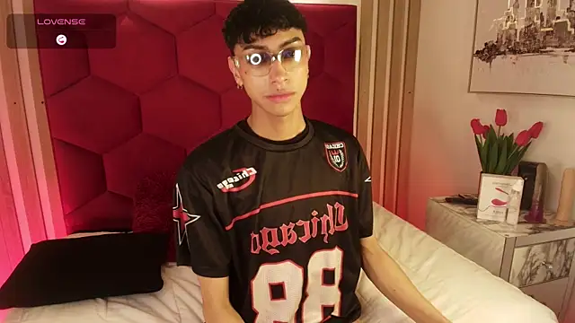 Owen_JP's Live XXX Chat