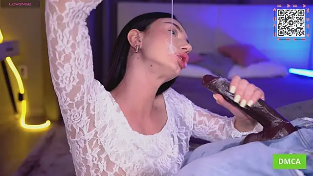 aGaGatha live XXX chat