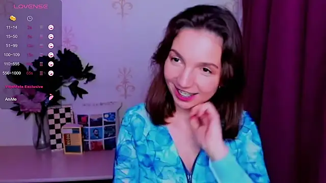 KindHazelHere_ Chat XXX in diretta