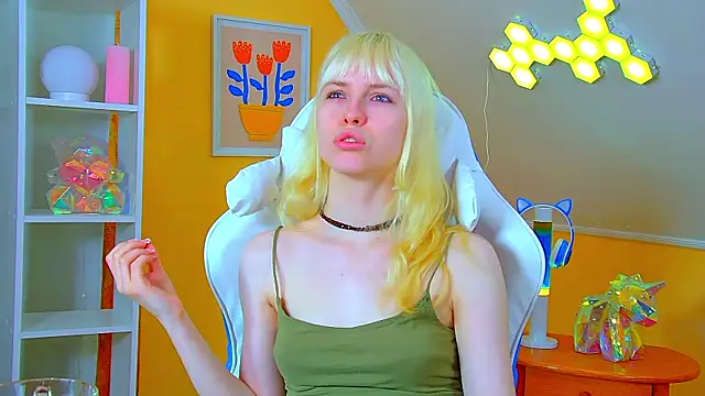 HannahHollis' Live XXX Chat