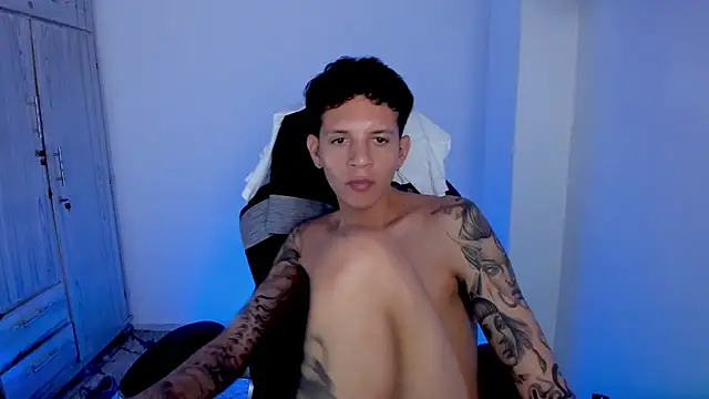 tylerrnova Live XXX Chat