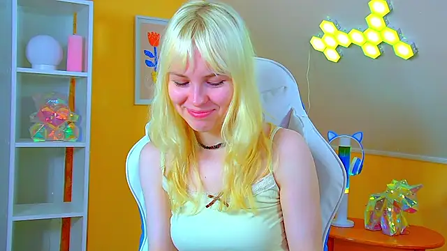 HannahHollis' Live XXX Chat
