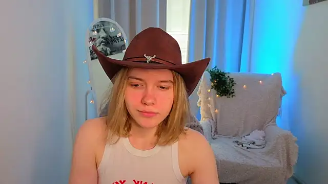 צ'אט XXX בשידור חי של MilanaRayy