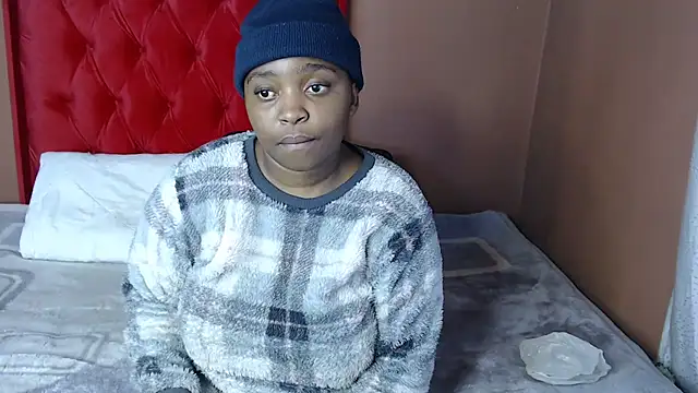 African_Busty Adlı Modelin Canlı XXX Sohbeti