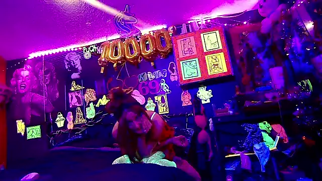 צ'אט XXX בשידור חי של Splash_Queen420