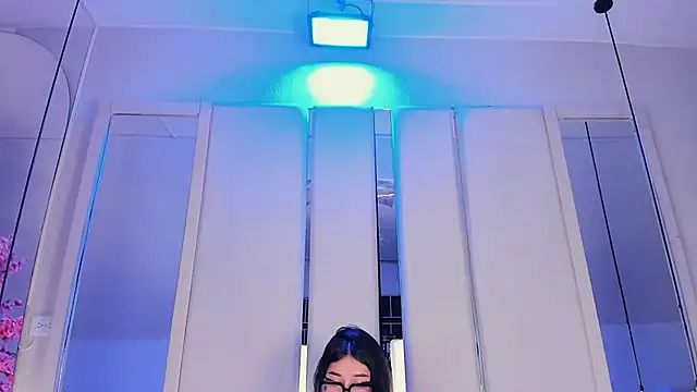 Chatroom XXX en direct de Lunarethvoss