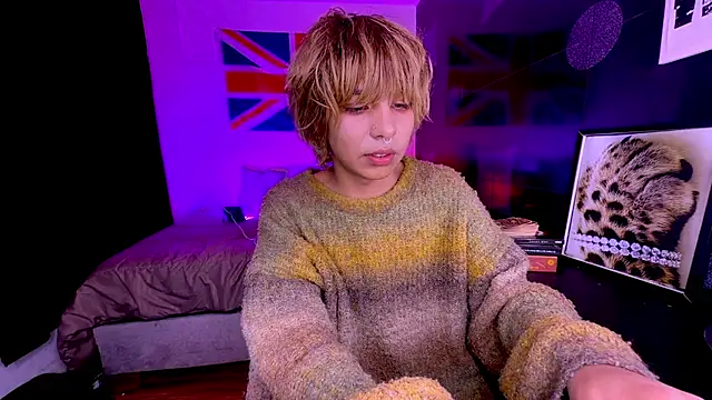 Aronn_44 live XXX chat