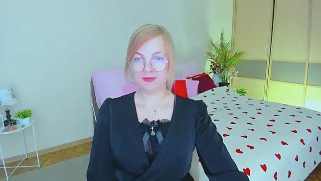 YourUniverser: απευθείας συνομιλία ΧΧΧ