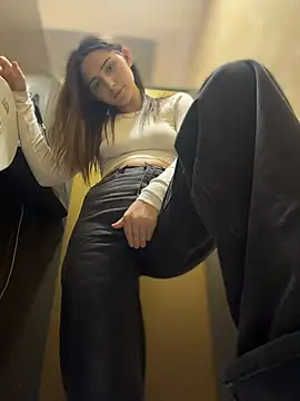 AnitaFly Chat XXX in diretta