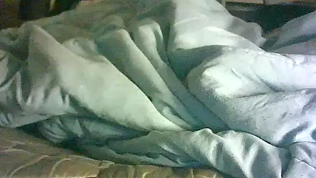 CR3M3_FIR3's Live XXX Chat