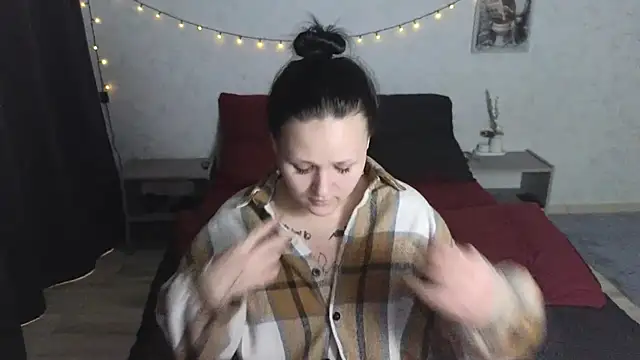 Tori_cute Chat XXX in diretta