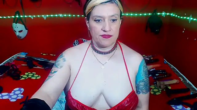 Chatroom XXX en direct de MATURE_Randy