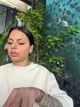 Czat XXX na żywo – Ivy_Trixx