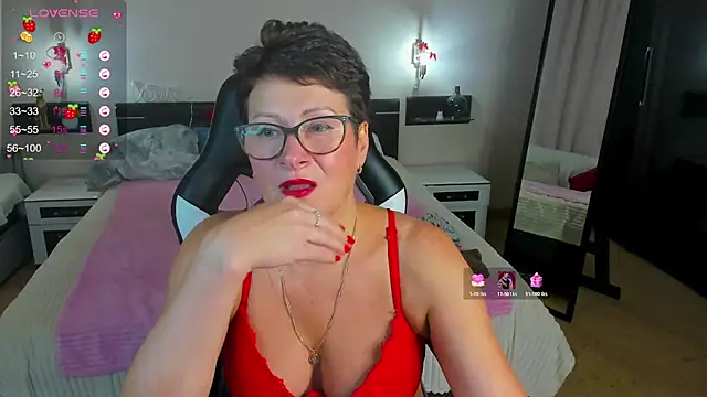 Chat +18 de JennyMons ao vivo