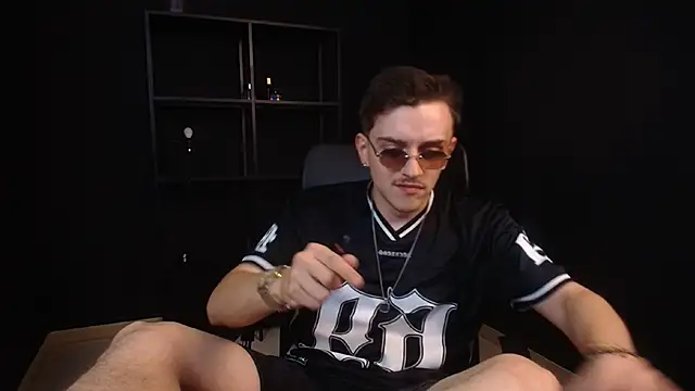 Chat XXX ao vivo de FelixStarkk