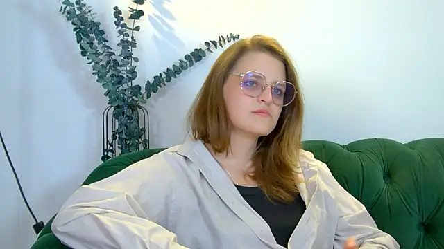 AlexaAvery Adlı Modelin Canlı XXX Sohbeti