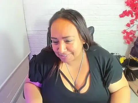 Živý XXX chat Shara_Oz