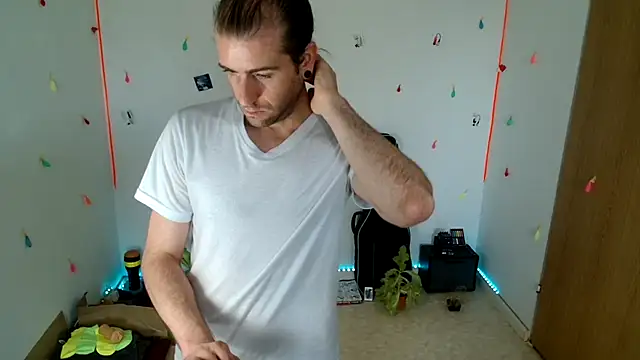 hei_69 Chat XXX live