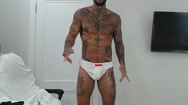 maxi_foxxx Adlı Modelin Canlı XXX Sohbeti