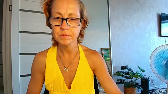 LioraWeiss Live XXX Chat