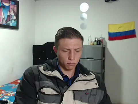 Stiiveen777's Live XXX Chat