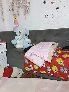 Kuutar Adlı Modelin Canlı XXX Sohbeti