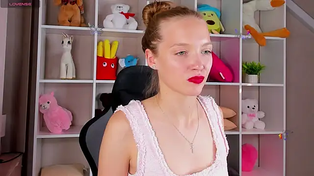 Онлайн чат XXX Neelly_Collins