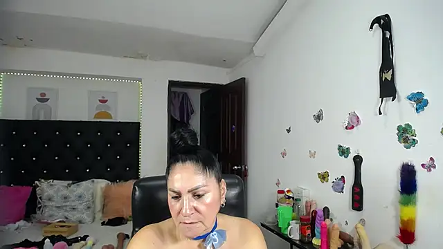 mature_bigboobs10's Live XXX Chat