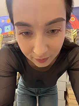 Онлайн чат XXX Holly_Play