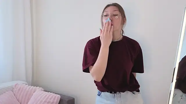CarlitaThomley's Live XXX Chat