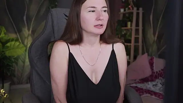 Golden_Dragon Live XXX Chat