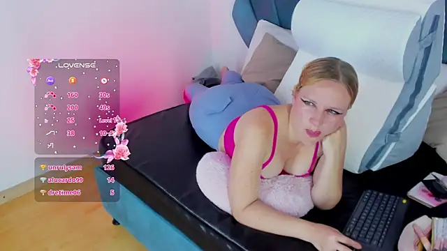 Chat XXX en directo de EmilySumer