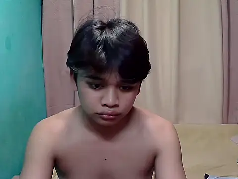 pinaymorena_zeinab Show Webcam