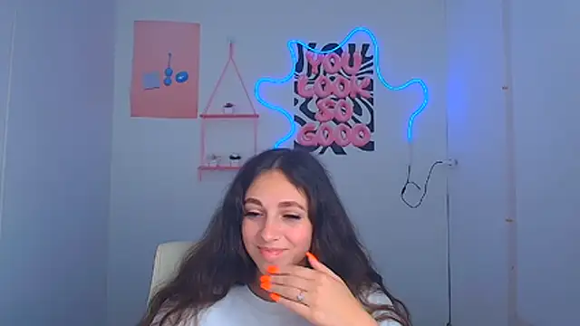 KissMeJulia Chat XXX in diretta