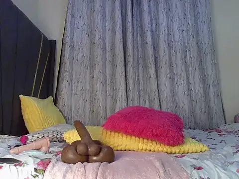 XXX chat uživo modela Fl0wrs_