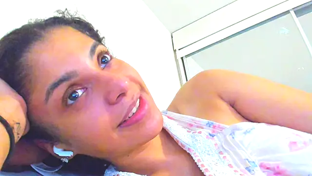 karlatiburcio's Webcam Show
