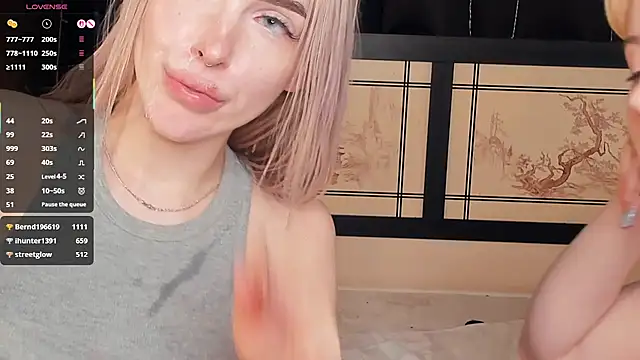 MaeEversley Chat XXX in diretta