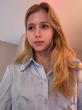 LunaRase's Live XXX Chat