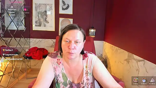 Chat +18 de KellyPerfection ao vivo