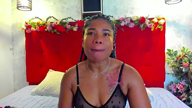 Chat XXX en directo de SilvannaFit